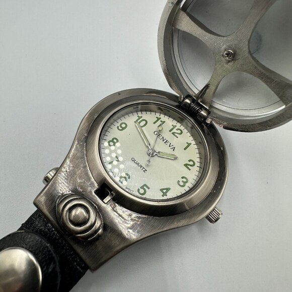 3/$30 Geneva Soccer Keychain Clip Watch Flip Open Hidden Dial New Battery - Picture 9 of 13